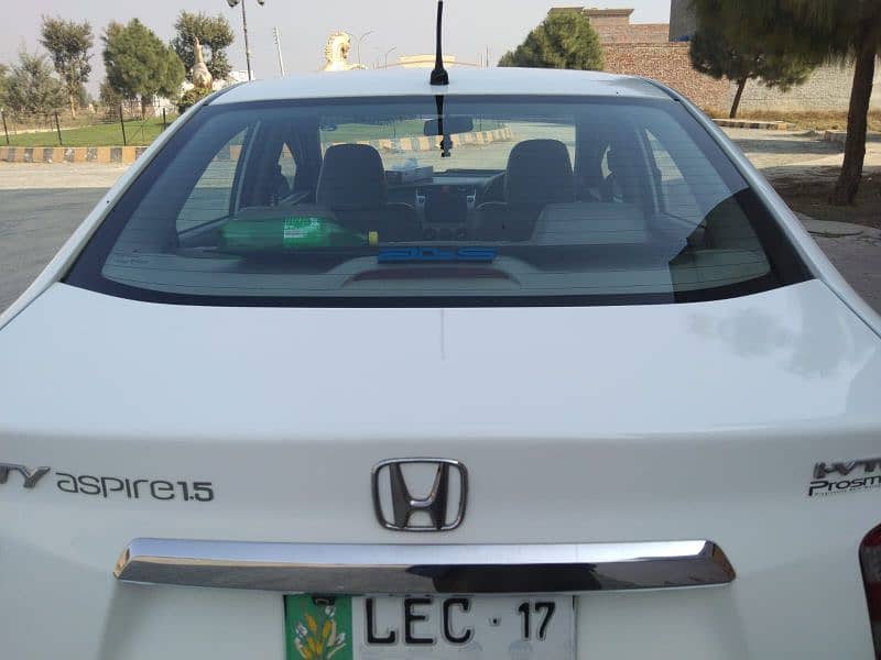 Honda City Aspire 2017 3