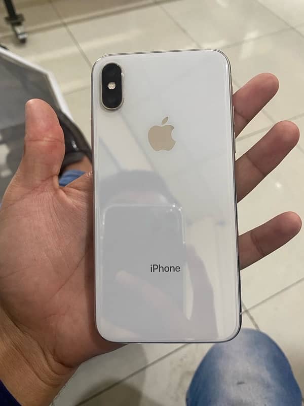 iPhone X 64GB Non PTA 1