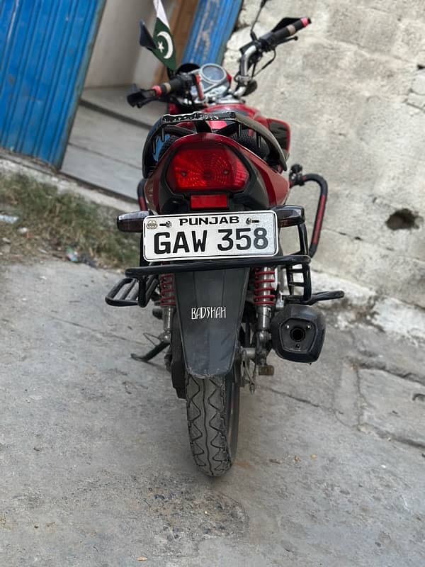 Honda cb150f lush condition 4