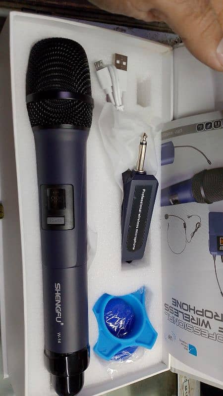 SHENGFU W14 PRO MICROPHONE 1