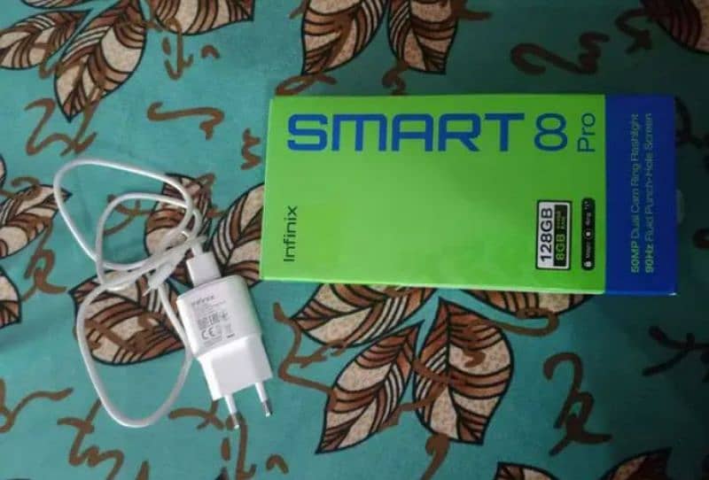 Infinix Smart 8 pro 8/128 1