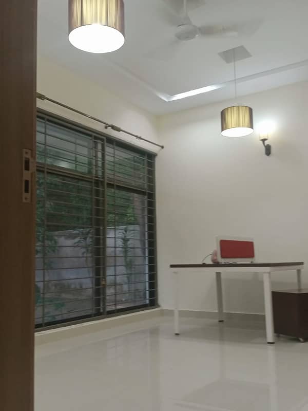 2 kanal single storey full house available for Rent in main cantt. 27