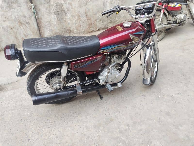 Honda 125 model 2018 complete document biomatric available 03204362065 0