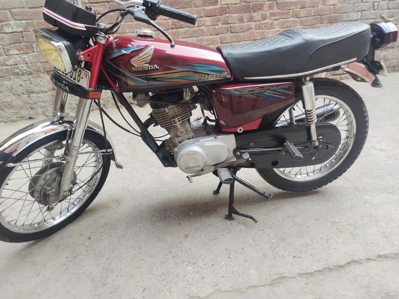 Honda 125 model 2018 complete document biomatric available 03204362065 3