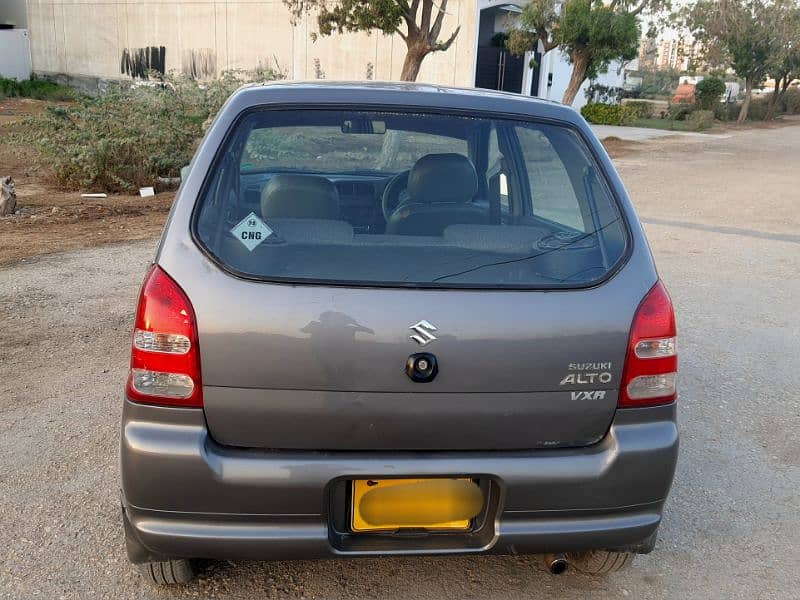 Suzuki Alto 2011 3