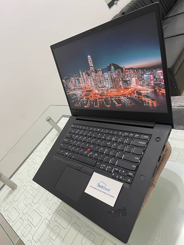 Lenovo Thinkpad P1 (Gen 3) corei7-10850H with 4gb nvidia grahics 8