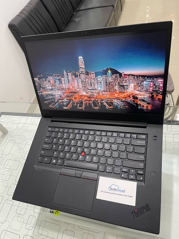 Lenovo Thinkpad P1 (Gen 3) corei7-10850H with 4gb nvidia grahics 9