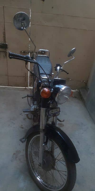 urgent sale   Honda cd70 1983 model 6