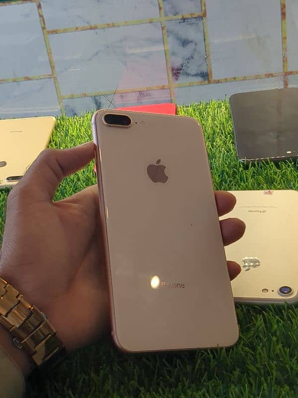 iphone 8 plus. . . PTA approved 1