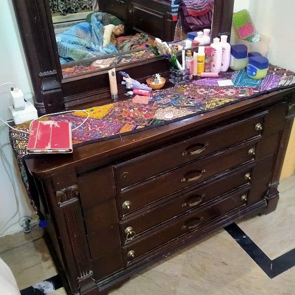 dressing table with drawers 7