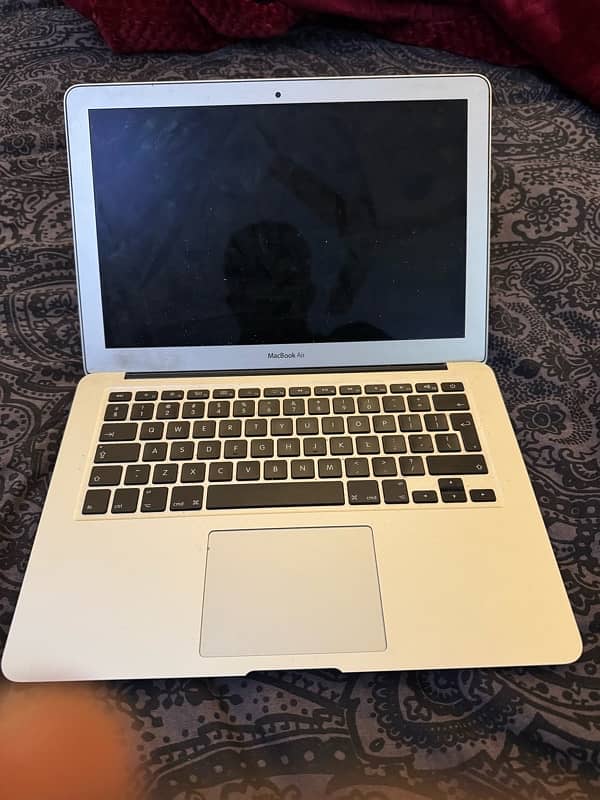 MacBook Air 13 Inch 2