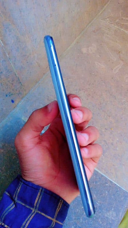 Redmi note 10 mobile 4