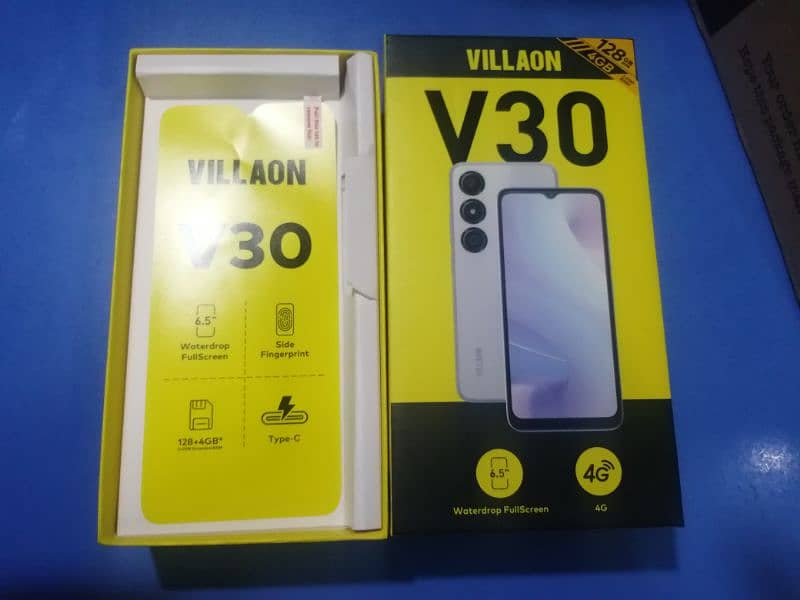 VILLAON V30 4GB 128 MEMORY WITH BOX CHARGER 12 month warranty card 13