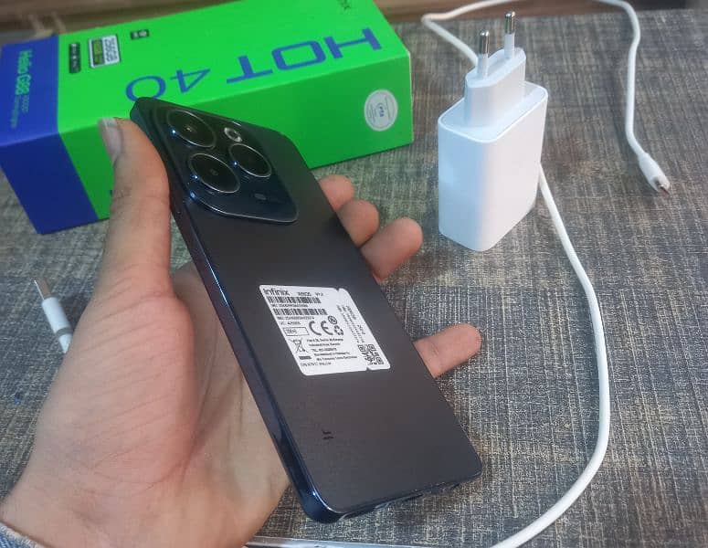 Infinix hot 40 8+8 256Gb 9 months warranty 2