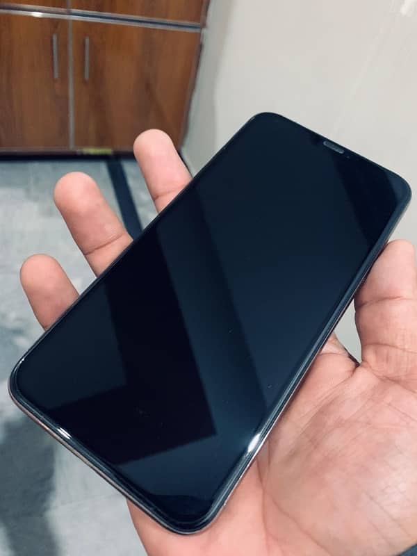 Iphone Xsmax 0