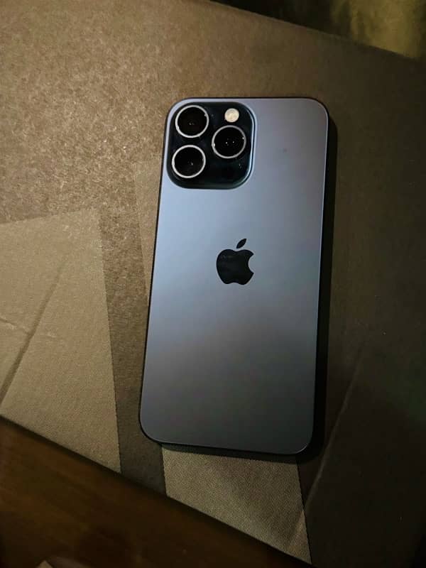 Iphone 15 pro max 256gb factory unlock 0