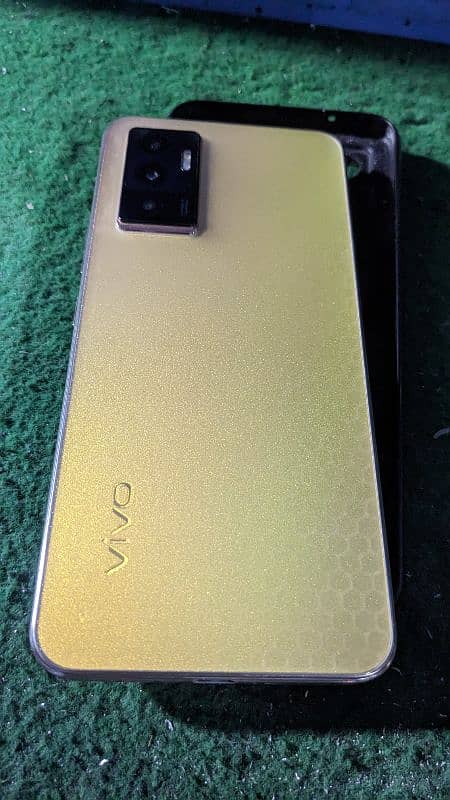 Vivo 23e 8+4 128  All original accories charger box All okay. 4