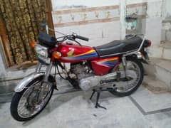 Honda 125 in good condition 12 model is k ilawa tmam model dastyab hen