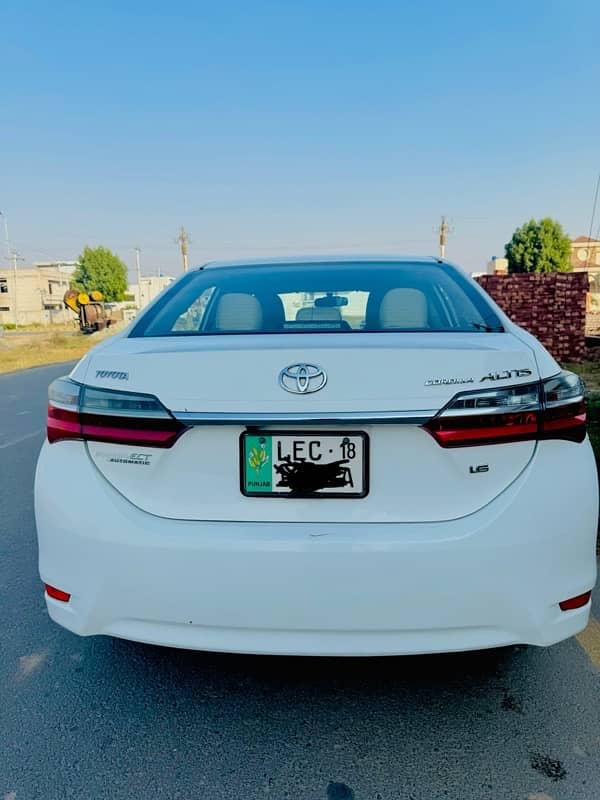 Toyota Corolla Altis 2018 3