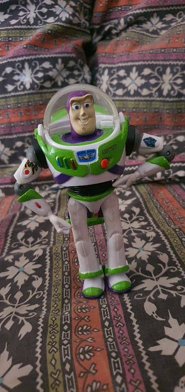 Buzz lightyear Action figure 2