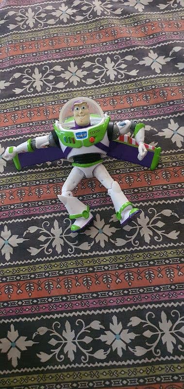 Buzz lightyear Action figure 4