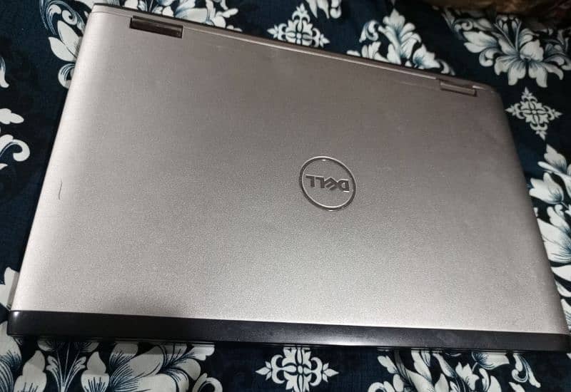 Dell laptop 0