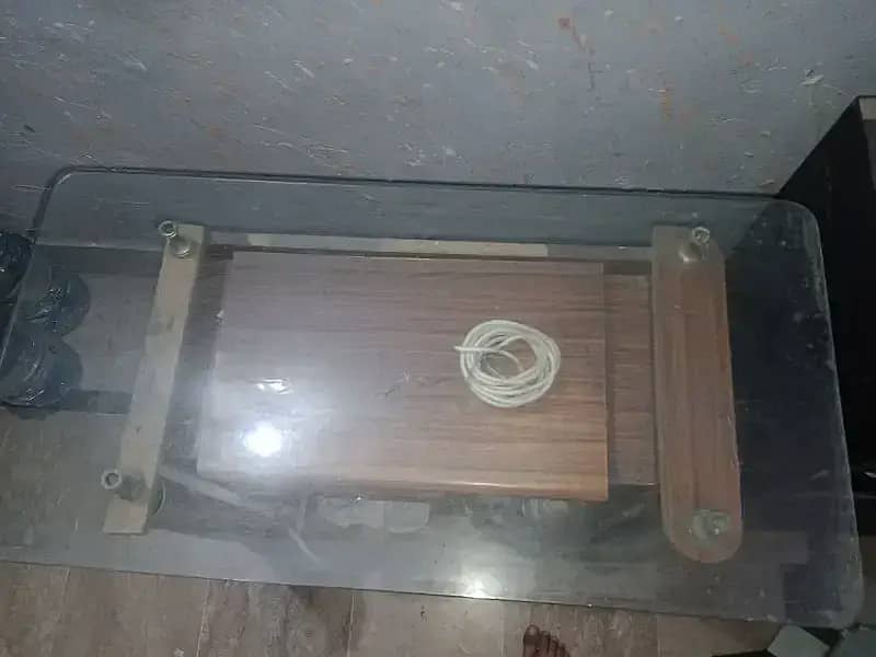 Computer/ Laptop Table for sale call 03064300325 1