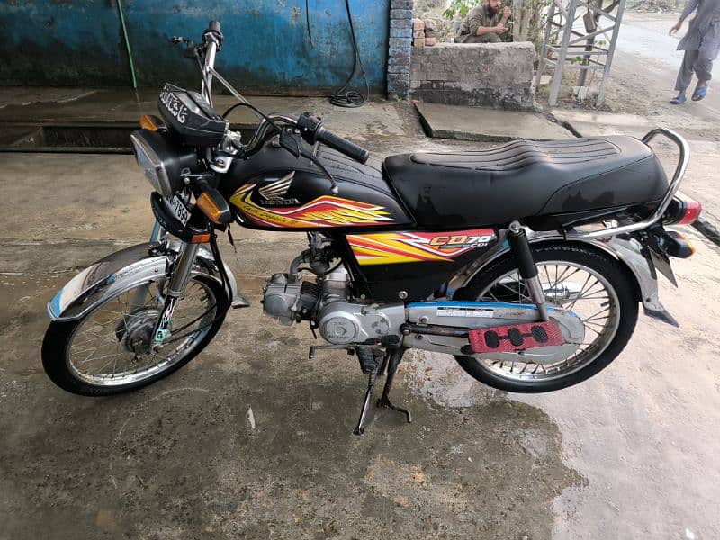 Honda CD 70 MotorCycle 0