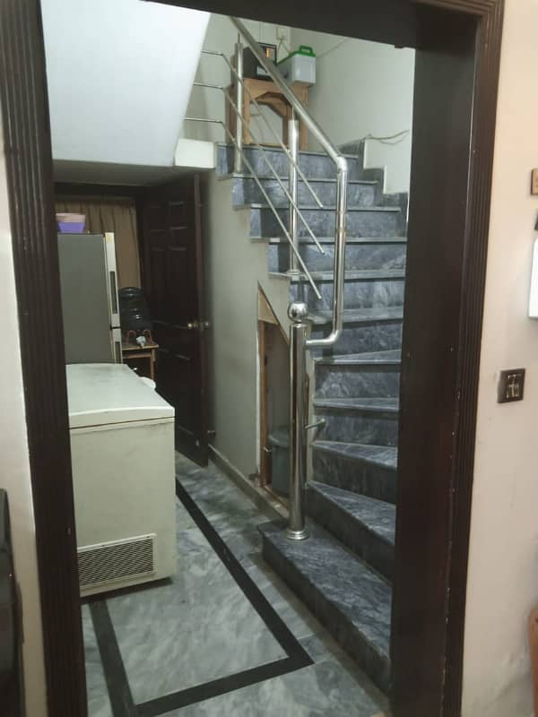 10 Marla house for sale in wapda town phase 2 7