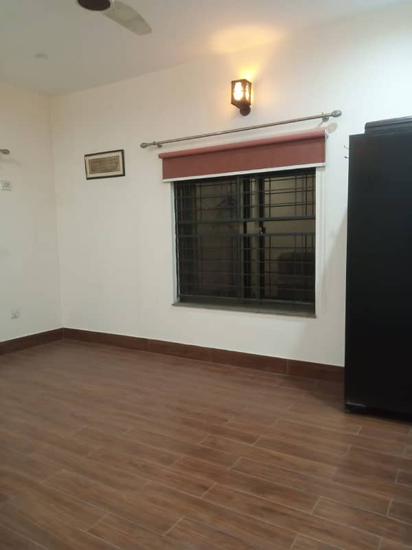 10 Marla house for sale in wapda town phase 2 16