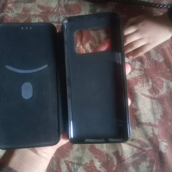 AQUOS R6 USED 5