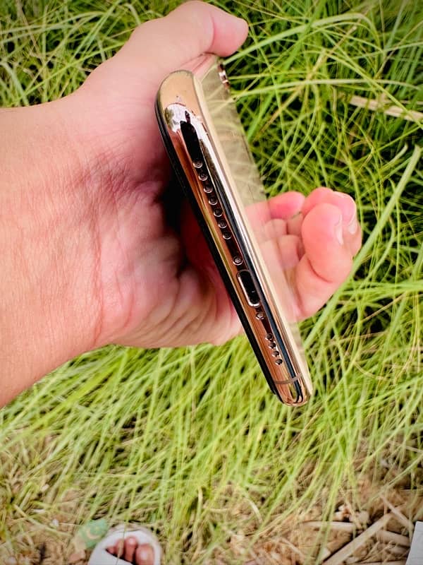 iPhone XS Max 64Gb Non Pta E Sim Working read ad 3