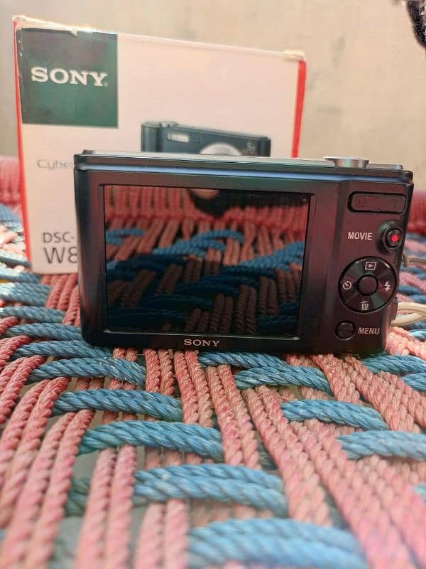 Sony DSW Professional camera with additional free Battery . 3