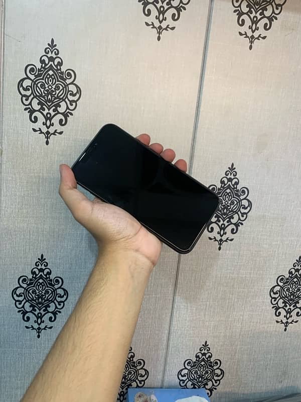 iPhone 11 jv non pta 100% health apple warranty 1