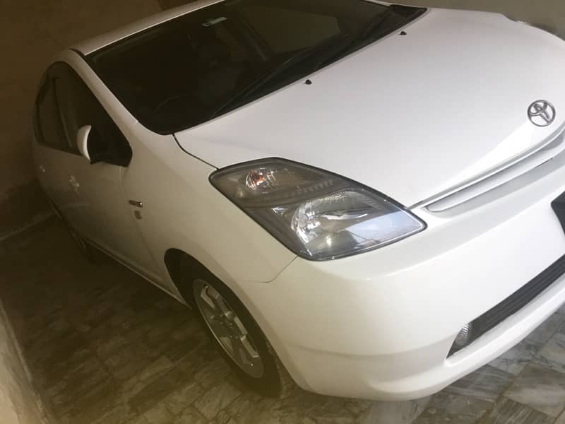 Toyota Prius 2010 Model/2013 Register 16