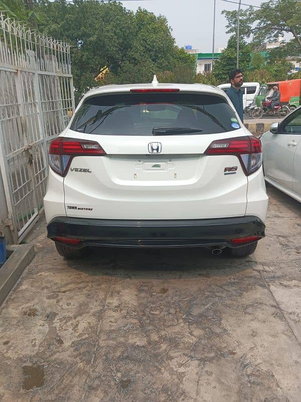 Honda Vezel 2017 2