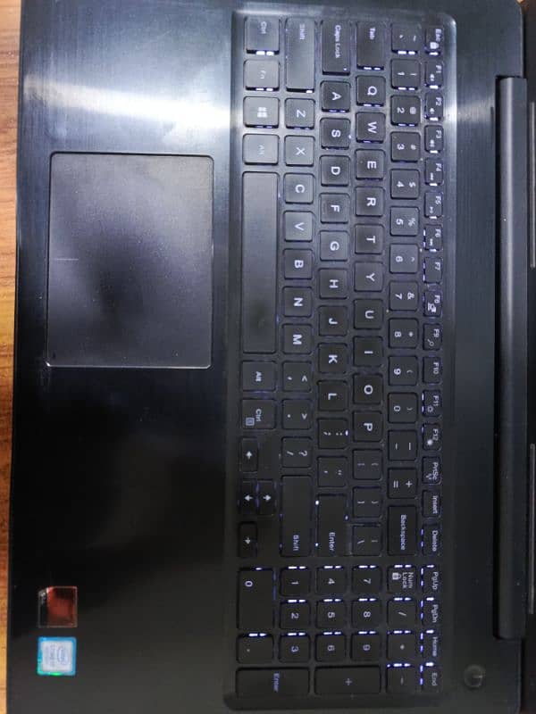 Dell Inspiron 5570 2