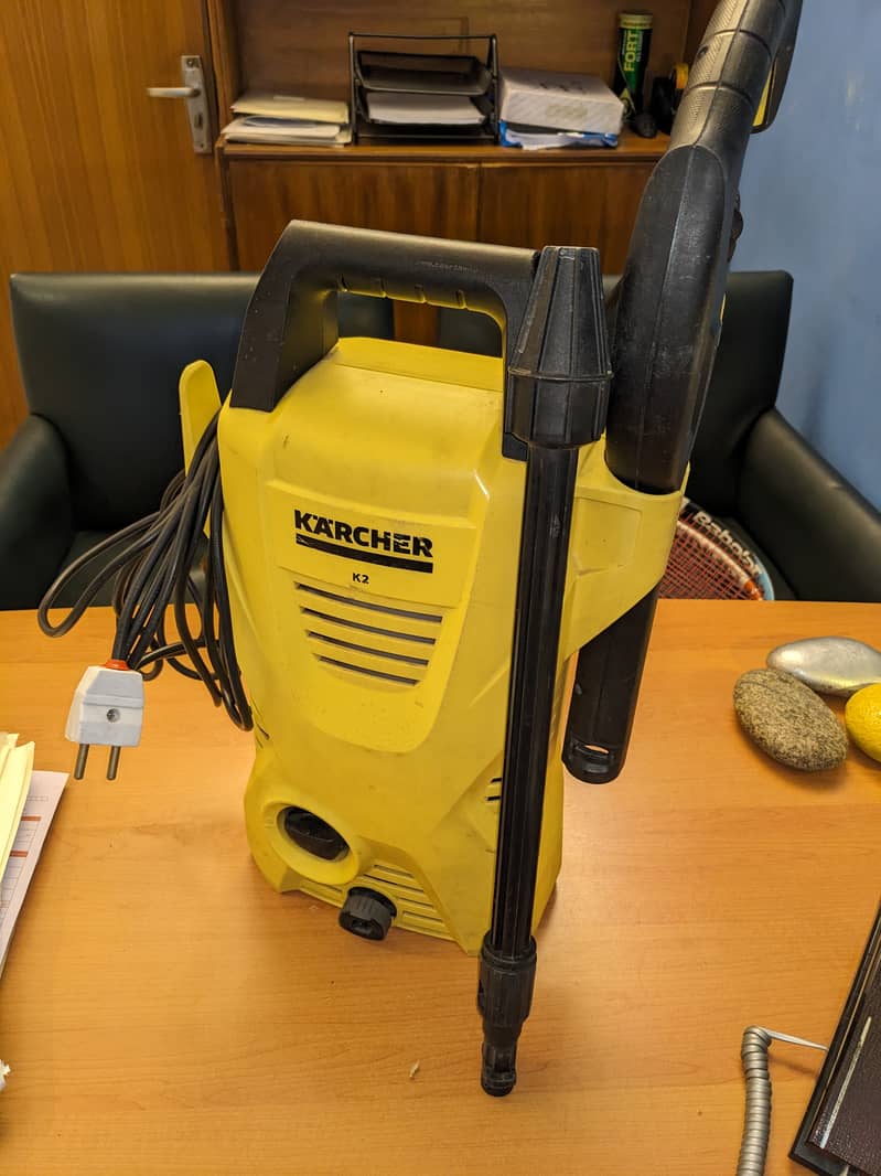 Karcher K2 High Pressure Car Washer 2