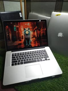 Apple MacBook Pro 2015 15" i7 16/512 SSD