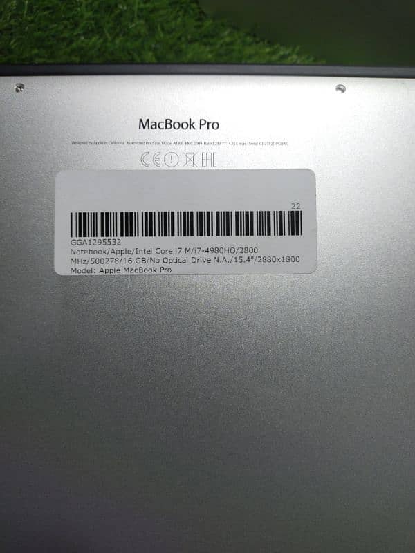 Apple MacBook Pro 2015 15" i7 16/512 SSD 9