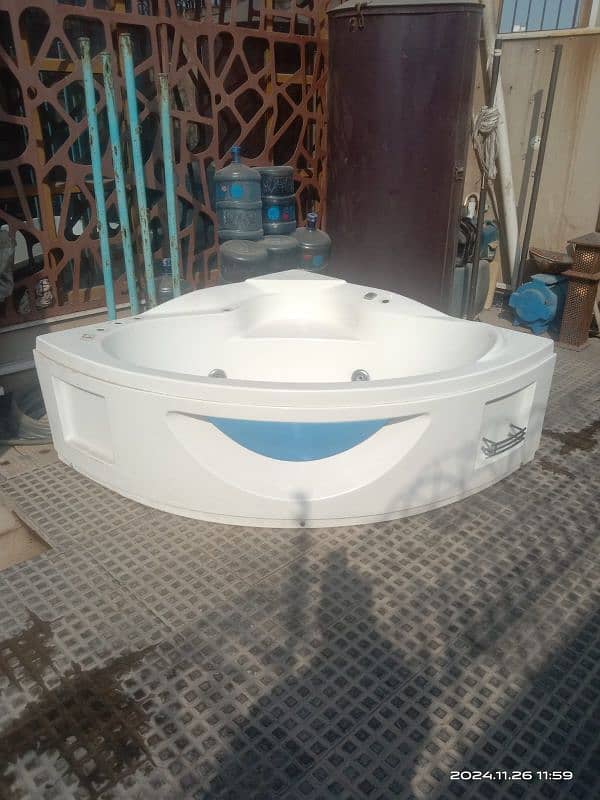 jacuzzi bath tub 3