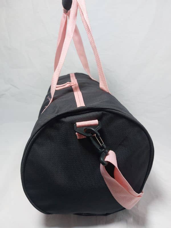 Travelling bag  / gym bag  / Duffel bag 2