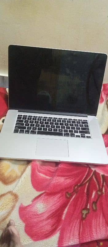 MacBook pro 2015 fast working (Smart) 1