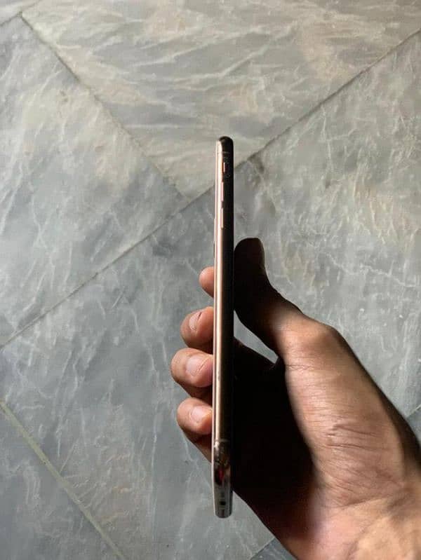 iPhone XS Max 256 GB PTA APPROVED 3