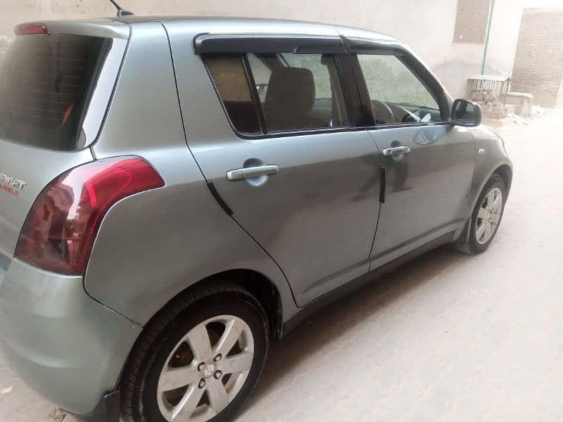 Suzuki Swift 2012 10