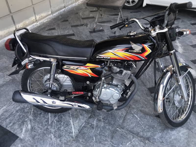 Honda CG 125 2021 Model Islamabad Reg in 2023, First Owner | 10/10 0