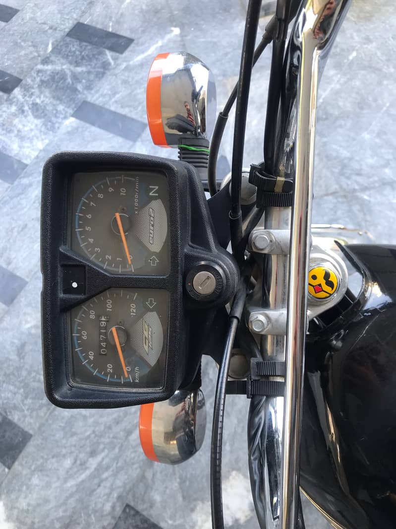 Honda CG 125 2021 Model Islamabad Reg in 2023, First Owner | 10/10 2