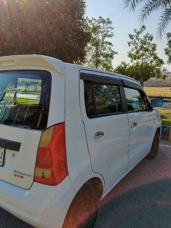 Suzuki Wagon R 2015 5