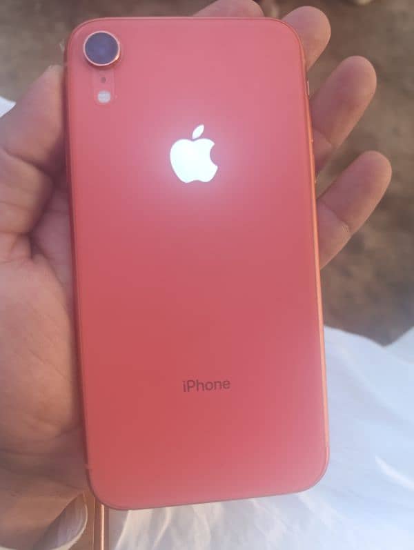 iphone XR 0