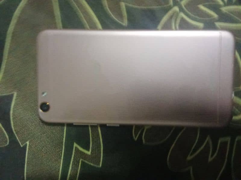 Selling vivo y66 condition 10/10 1